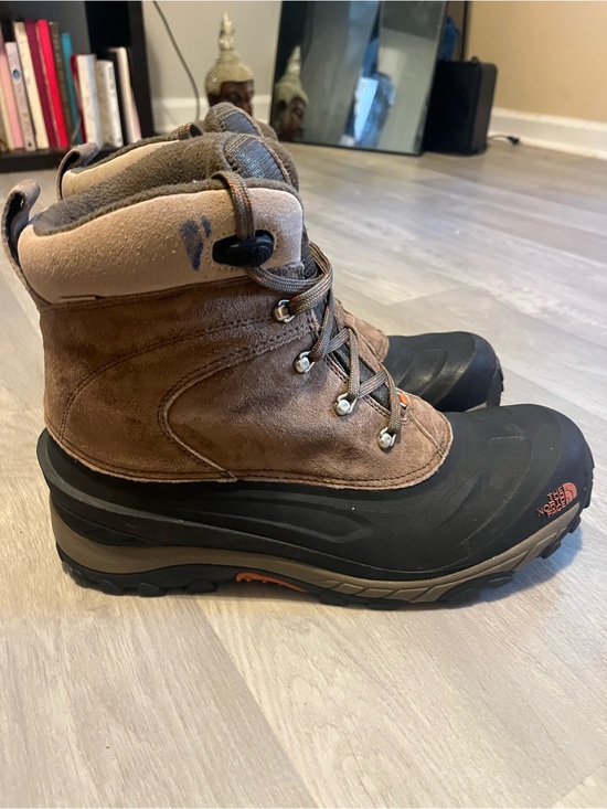 The North Face Brown and Black Waterproof Men\'s Hiking Boots Outdoor Adventure